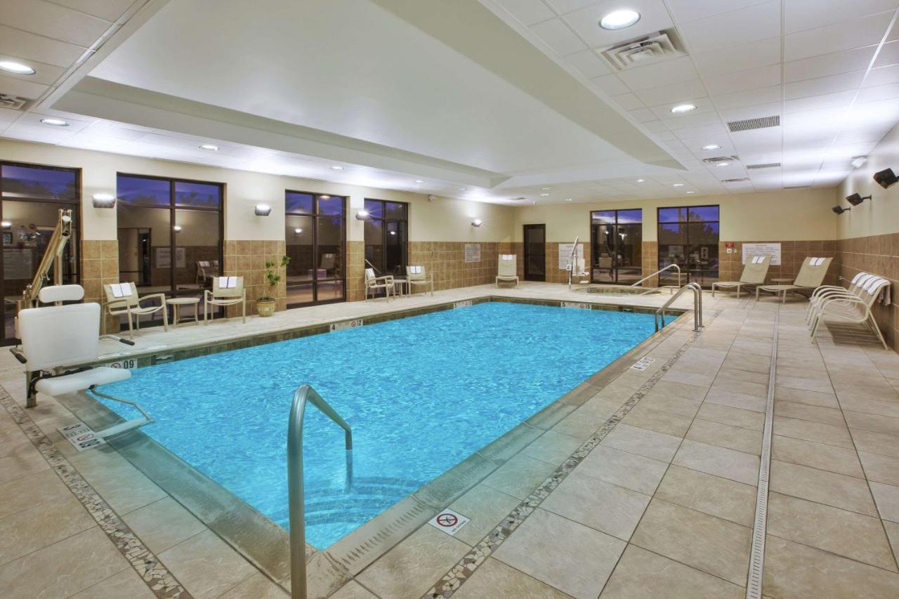 Hampton Inn Brockport Exterior photo